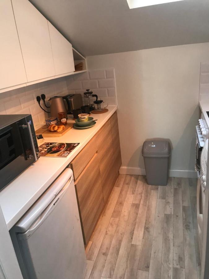 Fantastic 2 Bed Flat In Dunblane High Street Apartment Exterior photo